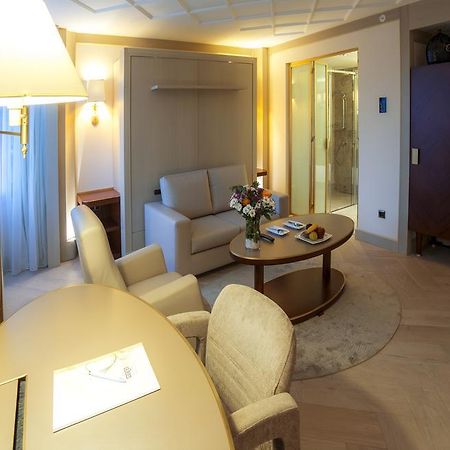 Mega Residence & Hotel Nisantasi Истанбул Екстериор снимка