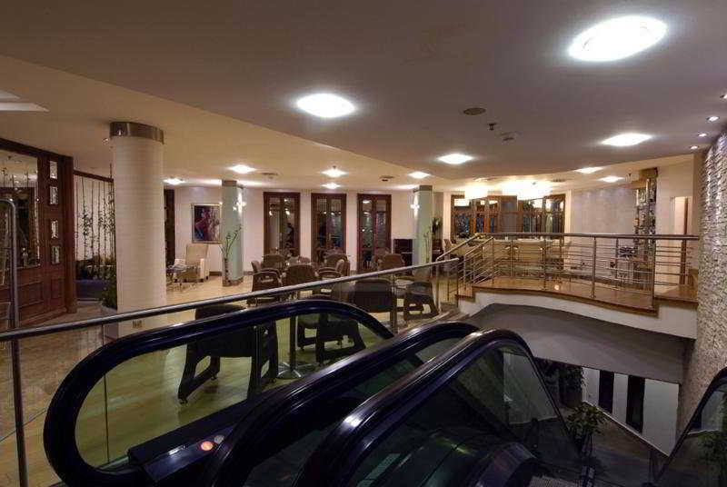 Mega Residence & Hotel Nisantasi Истанбул Екстериор снимка