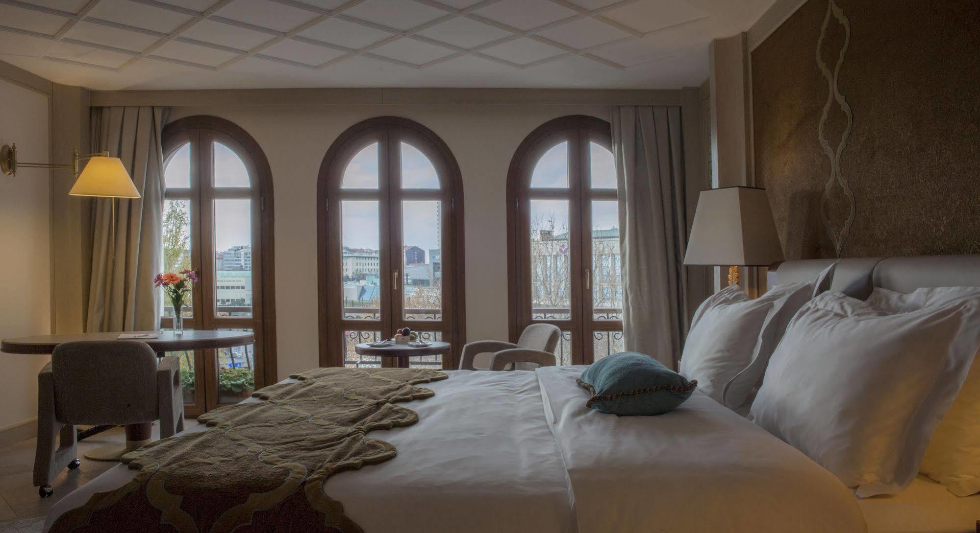 Mega Residence & Hotel Nisantasi Истанбул Екстериор снимка
