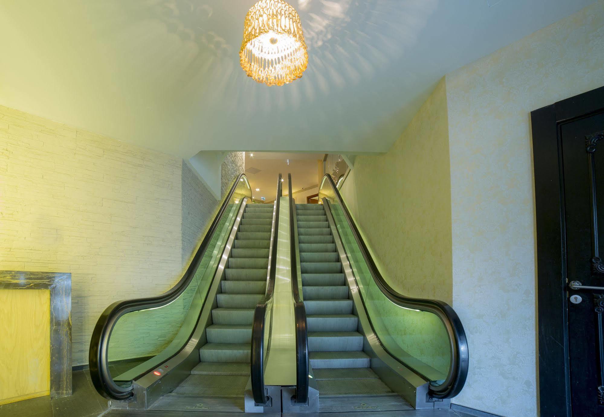 Mega Residence & Hotel Nisantasi Истанбул Екстериор снимка
