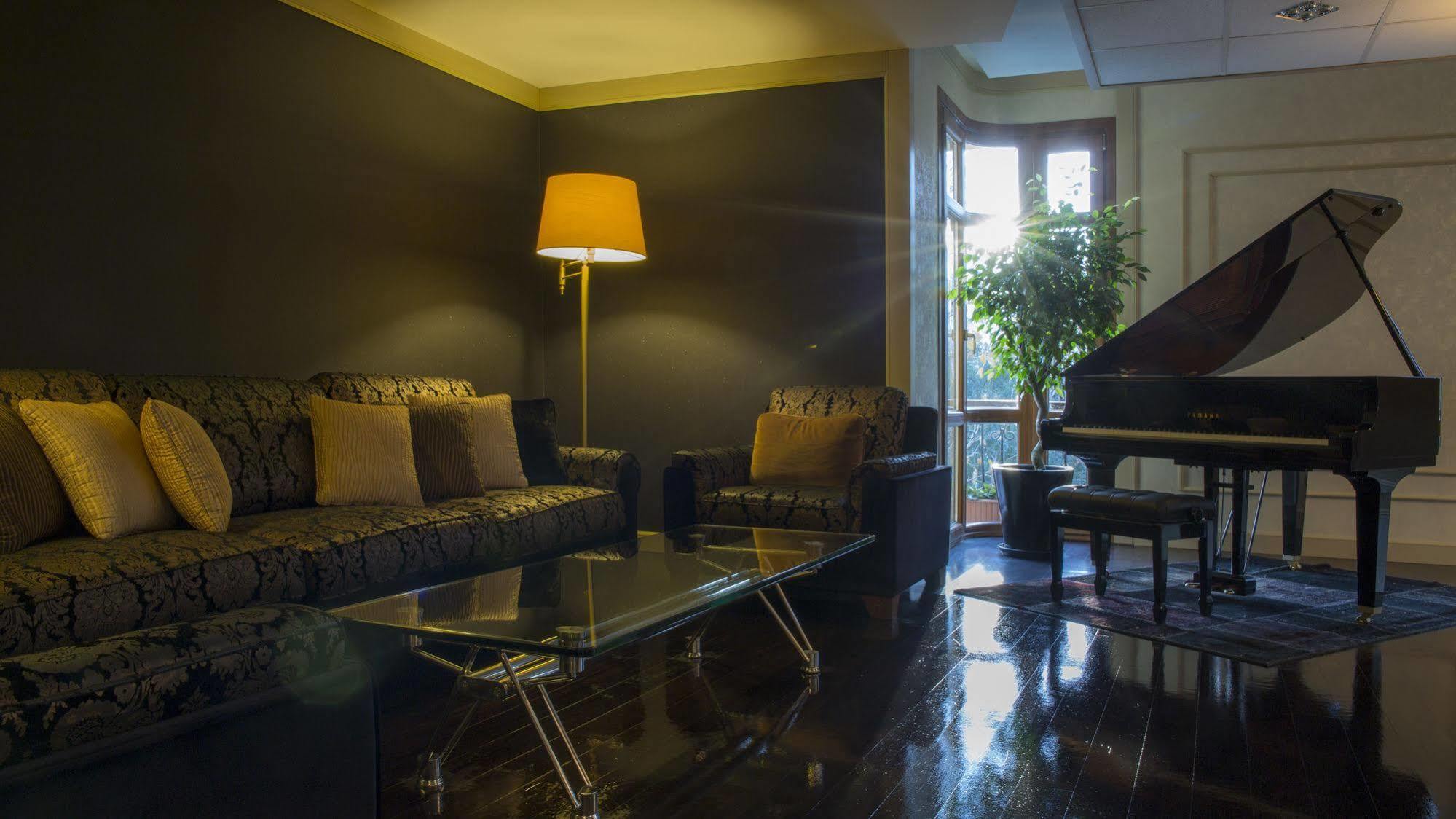Mega Residence & Hotel Nisantasi Истанбул Екстериор снимка